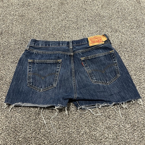 Levis 501 Shorts Womens 34‎ Blue Denim 3" Cutoffs Button Fly Straight American - Picture 2 of 9